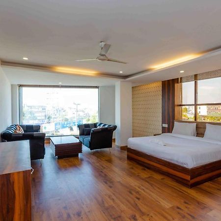 Hotel Doon Dehradun Zewnętrze zdjęcie