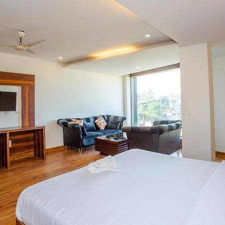 Hotel Doon Dehradun Pokój zdjęcie