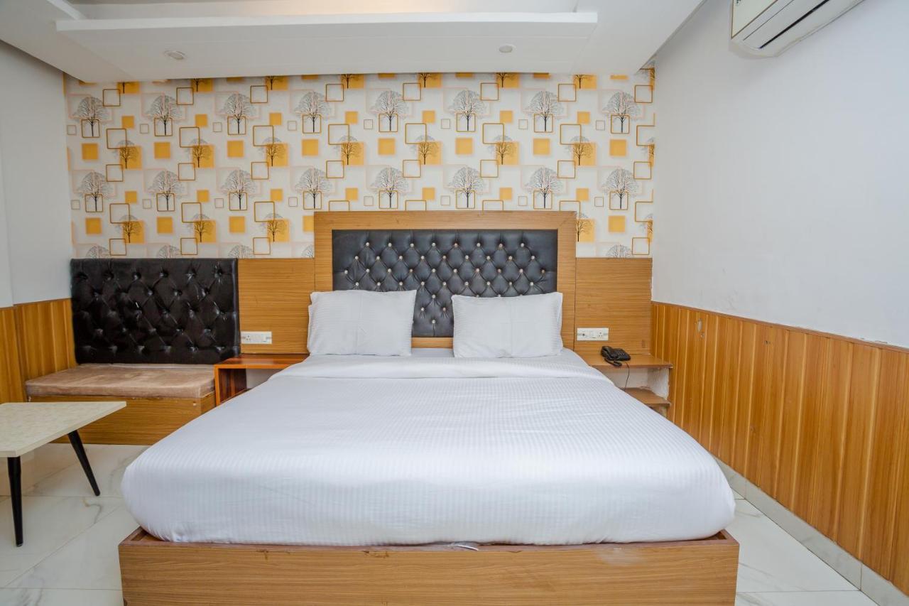 Hotel Doon Dehradun Zewnętrze zdjęcie