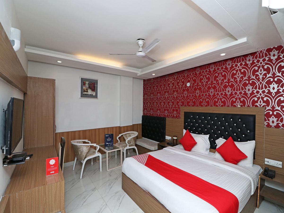 Hotel Doon Dehradun Zewnętrze zdjęcie